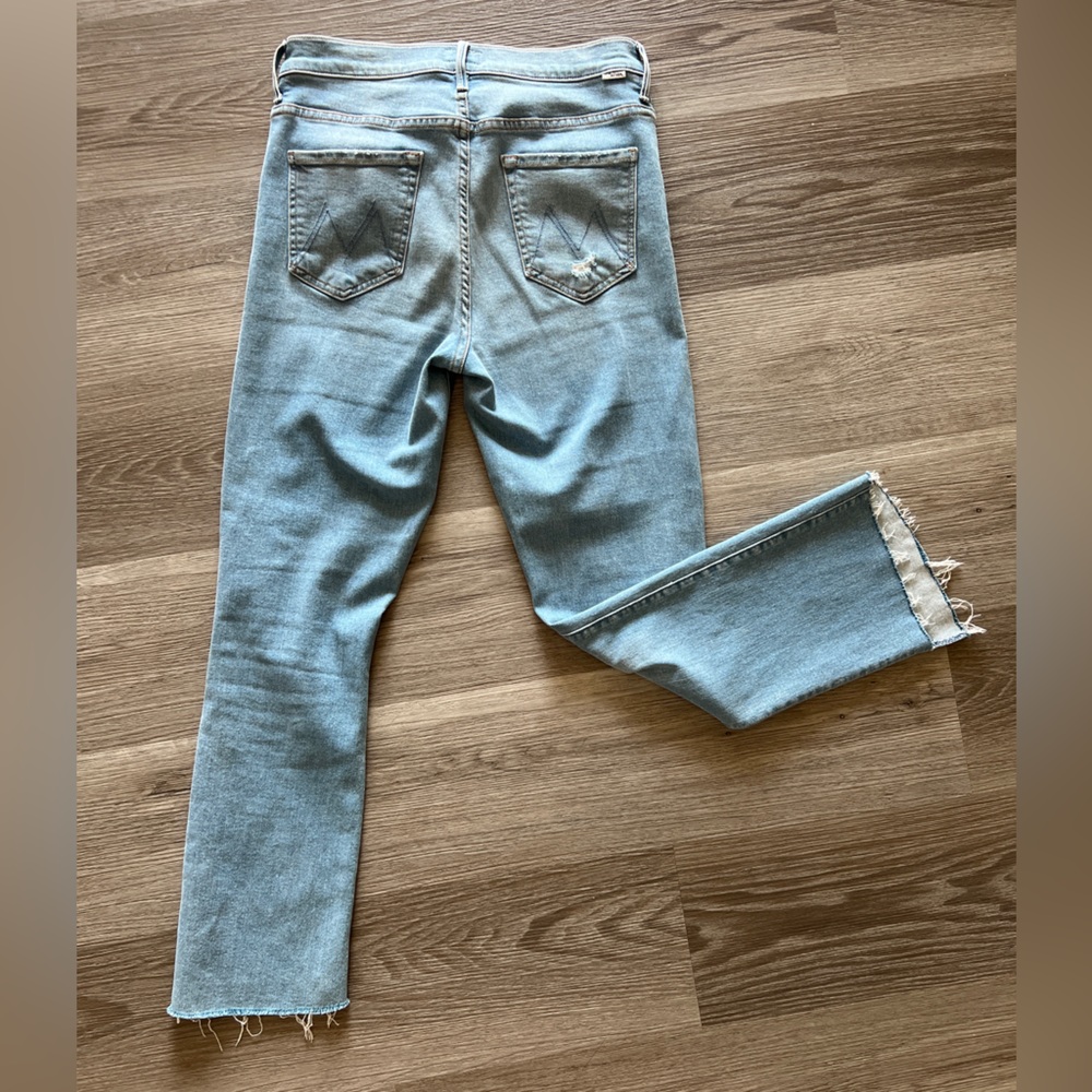 MOTHER jeans. Size 29.